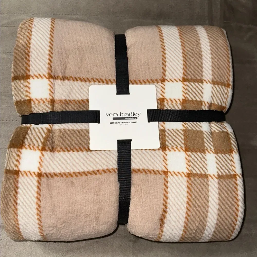 VERA BRADLEY Tan Ivory Brown Plaid Essential Throw Blanket in Fleece